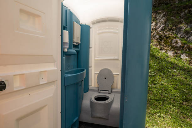 Professional porta potty rental in Dillingham, AK